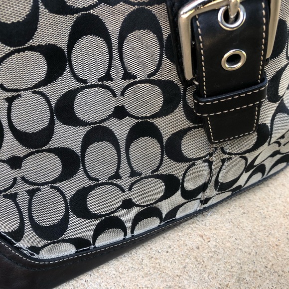 Lovely Coach black and Gray Tote Bag - Picture 4 of 8